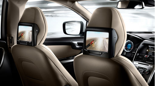 RSE underhållningssystem – två skärmar och en DVD-spelare - XC60 2013 -  Volvo Cars Tillbehör